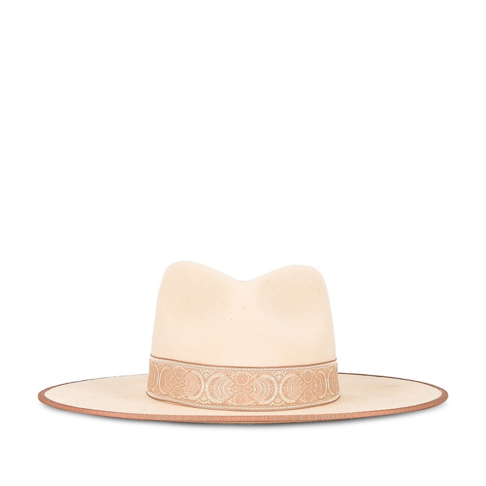 Lack of Color Ivory Rancher NWT